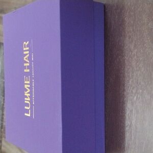 Luv Me Hair 18" layered wig